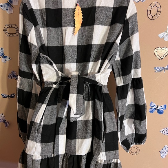 DRESS - Picture 2 of 4